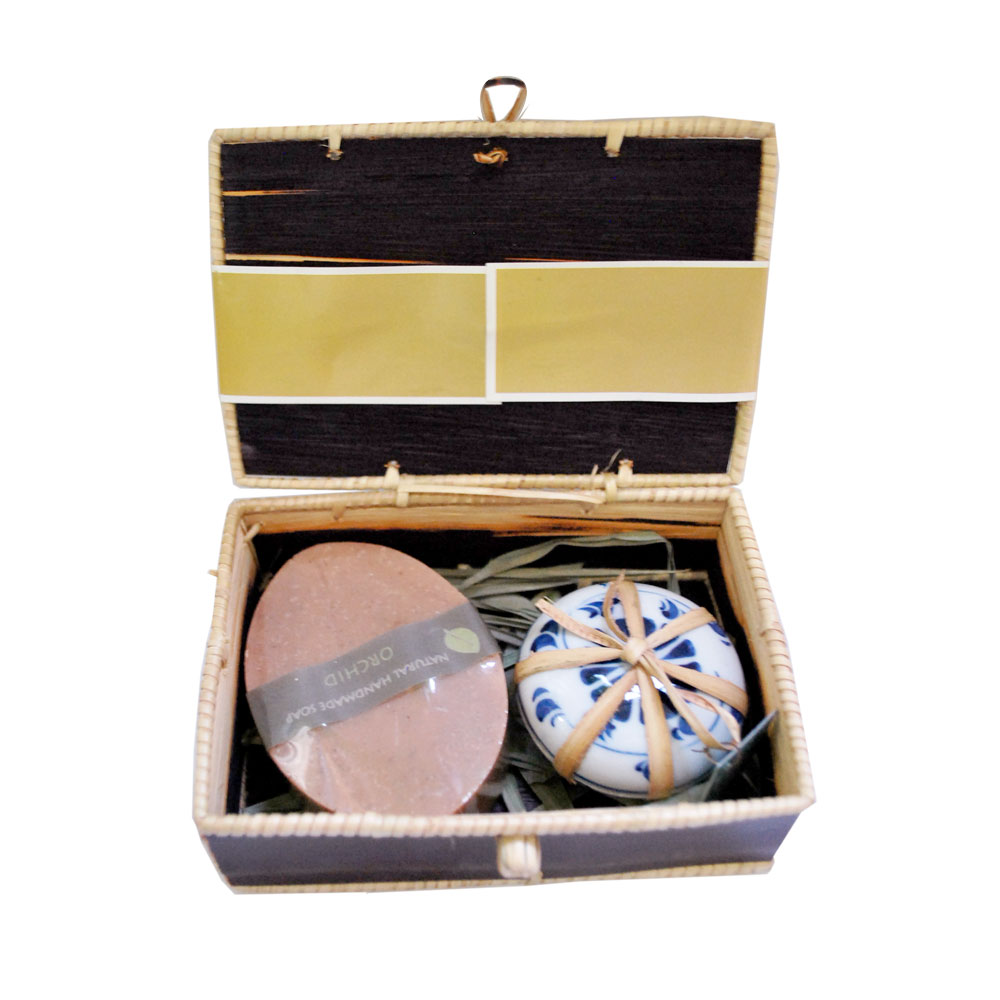 Coffret open with Angkor balm handmade soap set open