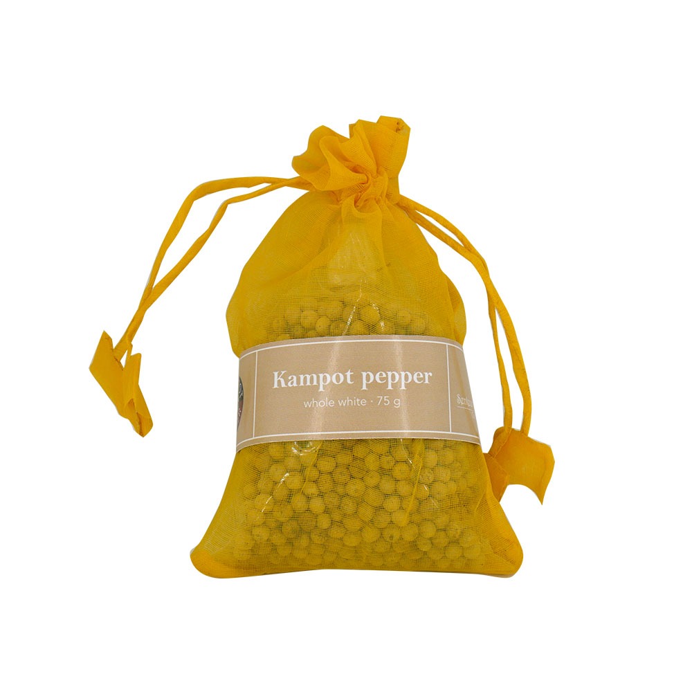 Whole white kampot pepper in organza bag