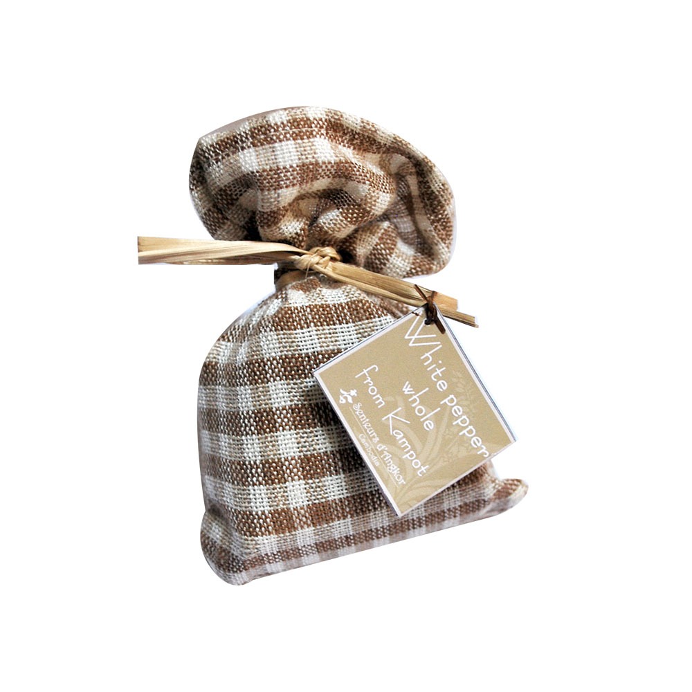 Whole white pepper in krama bag