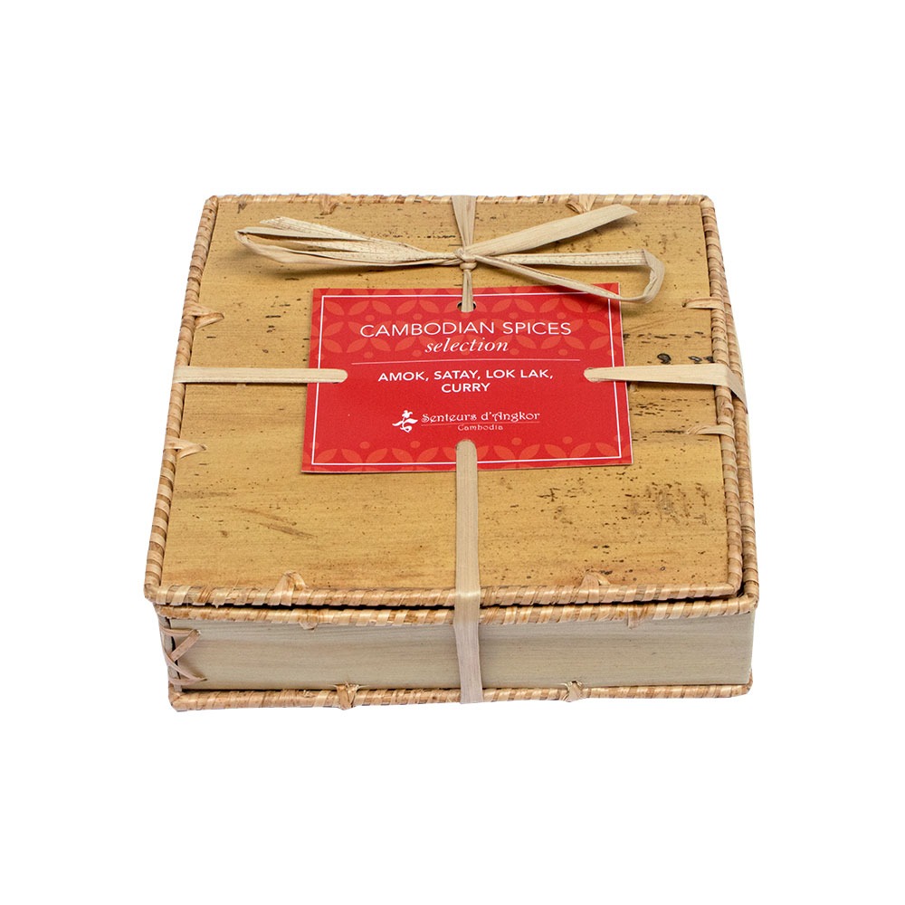 4 spices set in krebei riel box, closed