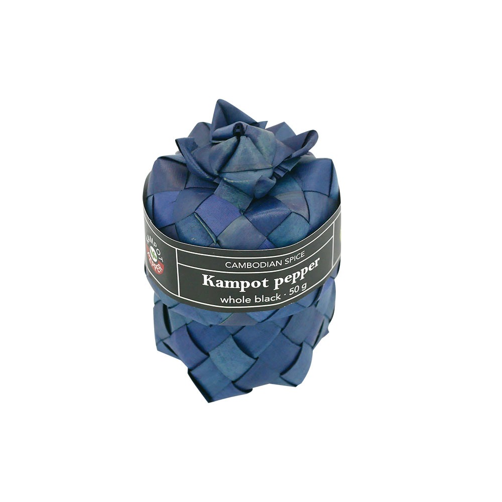 Whole black kampot pepper in smok