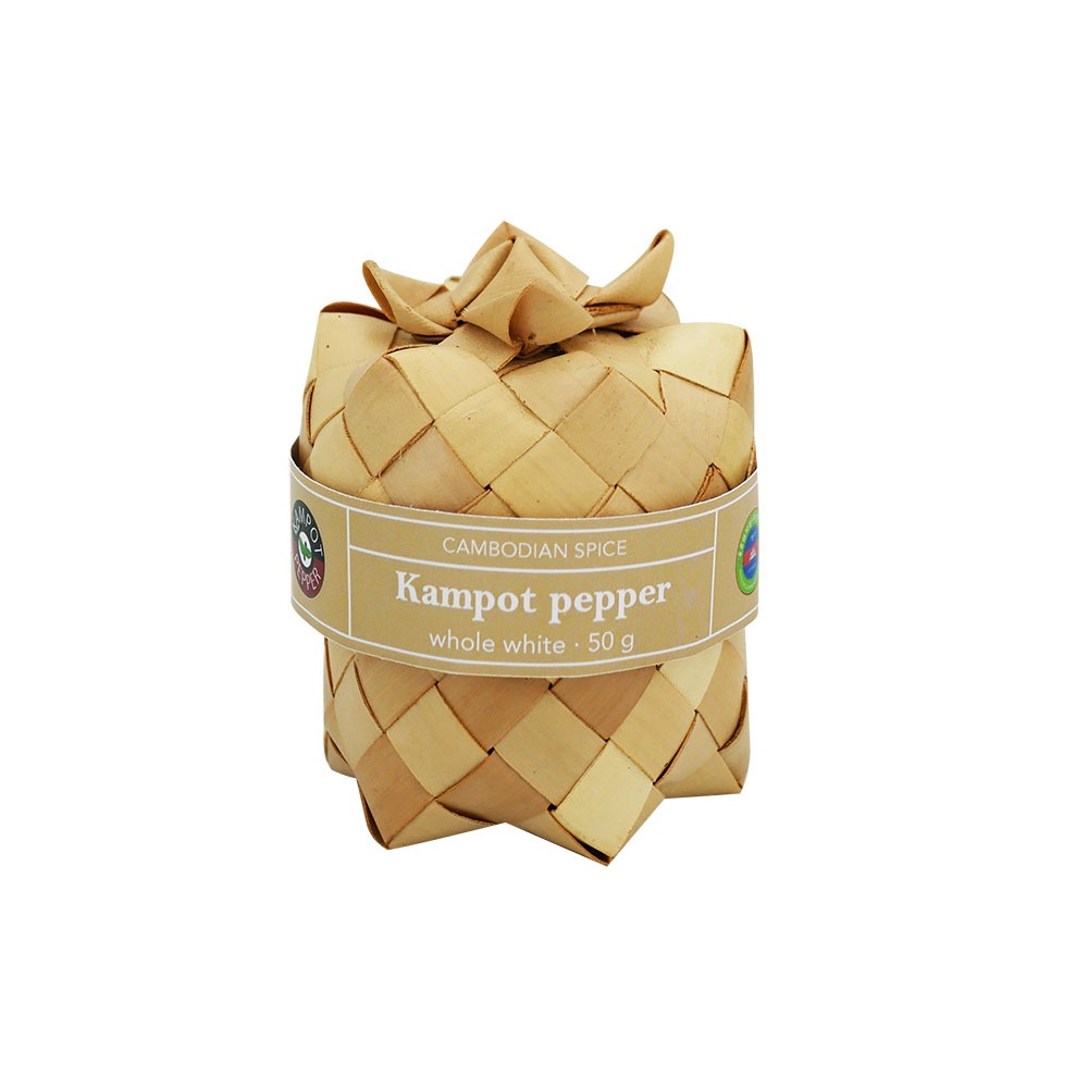 Whole white kampot pepper in smok